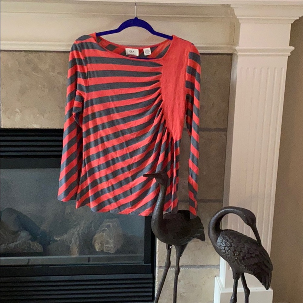 Coral and heather grey long sleeve shirt